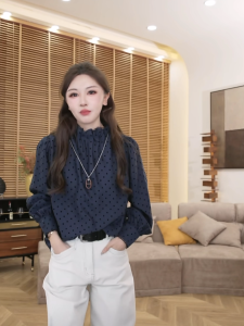 Judi Polka Dot T-Shirt Womens Slim Fit Fashionable Casual Spring French Style Long Sleeve round Neck Top by Bai Xue