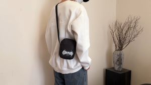 LOOKER “Explorer Crossbody BAG ” กระเป๋าสะพายข้าง