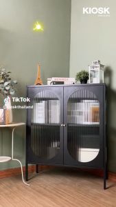 [จัดส่งพร้อมติดตั้งฟรี] KIOSKตู้โชว์ 3ชั้น ทรงกลาง รุ่น Sleek พร้อมกระจกคลื่นมุมโค้ง 3 ด้าน ขนาด 90*35*110 cms.