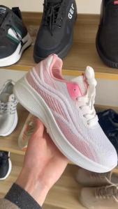Brand GenGeGo( 3 Days Delivered COD)Womens Shoes Light Comfortable Sports Shoes Fashion Sports Womens Shoes Sneakers