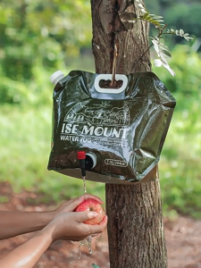 Outdoor water storage bag faucet-style water storage bag collapsible outdoor water bag portable wall-mounted outdoor water source foldable outdoor water storage bag with controllable water volume