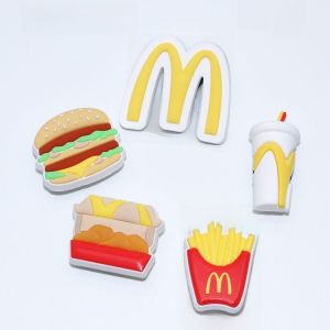 Bazey Fish Clog รองเท้าตกแต่งหัวเข็มขัดอุปกรณ์เสริม McDonalds Series PVC-80094 ฤดูใบไม้ผลิ 2024 คอลเลกชัน รองเท้า Charm ชิ้นส่วน DIY