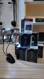 ไฟ LED แอลอีดี ส่องสแตนโน๊ต แบบคลิปหนีบ Hebikuo PD-12 มีไฟ 2 ดวง ใช้ถ่าน AAA 3 ก้อน หรือ USB 5 V.