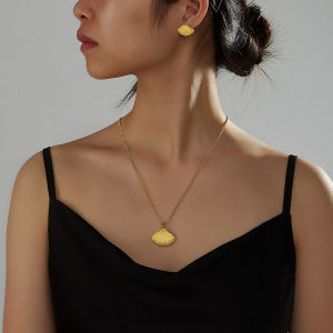 SEQUITO Luxury Women Gorgeous Golden Pave Setting Shell Shape Stud Earrings Chain Necklace for Wedding Party SJ420