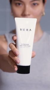 Sữa rửa mặt trắng da HERA loại bỏ sự tích tụ tế bào da chết và bã nhờn giúp da sáng mịn hơn mỗi ngày MELASOLV PROGRAM DEEP CLEANSING FOAM 50ml