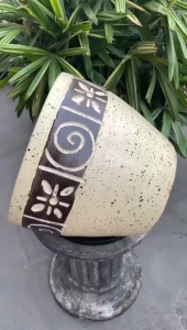 POT BUNGA TANAMAN GERABAH TANAH LIAT MOTIF BATIK CREAM D30 T25 - GERABAH MOTIF BATIK D30 CREAM