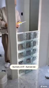 Gạch kính lấy sáng chống bám dính chống thấm nước mang vẻ đẹp lung linh bắt sáng tốt đa dạng mẫu mã màu sắc làm tường phòng khách phòng tắm cầu thang ban công khách sạn quán cafe khu tiểu cảnh