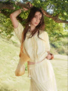 BADINA | Áo Blouse Voan Bohemian Cổ V Elegance