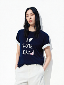 MO&Co. | Short Sleeve Loose Fit T-Shirt Cat Print 100% Xinjiang Cotton
