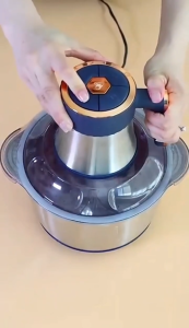 【รับประกัน 5 ปี】เครื่องปั่นบด 5L อเนกประสงค์ ถอดทำความสะอาดง่าย ปลอดภัยกว่าในการใช้งาน เครื่องบดเนื้อ เครื่องทำอาหารที่บ้าน เครื่องบดหมู เครื่องบดสับ เครื่องปั่นเนื้อ เครื่องบดอาหาร โถปั่นพริก