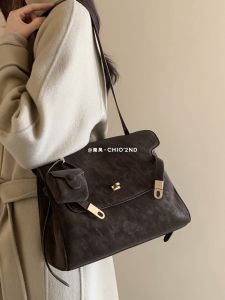 Versatile Daily Commuter Tote Bag