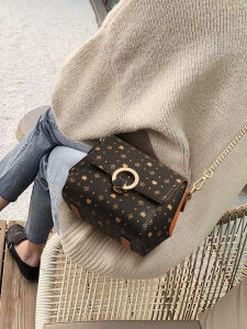 Fashionable FOXER Crossbody Mini Bag Autumn Winter New Style Floral Chain Luxury Womens Bag Detachable Shoulder Strap Lock Buckle Closure