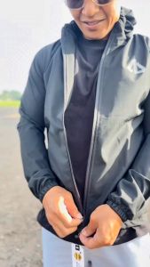 Jaket olahraga outdoor dan motor windbreaker water repellent addict