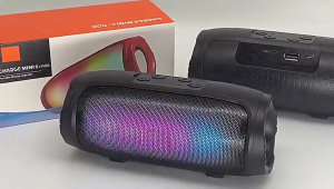 ลำโพงพกพาไร้สาย CHARGE MINI 6 RGB แบบมินิ บลูทูธ สำหรับกิจกรรมกลางแจ้ง กันน้ำ พกพาสะดวก