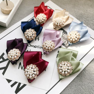 K-style Fashion High-End Handmade Bright Crystal Snowflake Large Pearl Brooch Corsage Female Red Brooch Purple Accessories