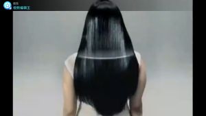 Herbal Shampo Rambut Hitam Menutrisi Akar Rambut Rambut Putih hingga Perawatan Kondisioner Rambut Hitam Polygonum Multiflorum Shampo Penghitam Rambut Uban 300ml Anti Gatal Sampo Pembersih Kontrol Minyak memperbaiki rambut rusak