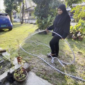 KARYON® Anti UV Single Layer 2 Colour Hose 16mm: Durable Versatile and Long-lasting for Effortless Watering (5M/10M/25M/30M)