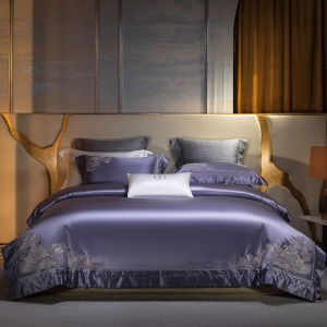 Luxurious Silk Cotton Bedding Set Four-Piece