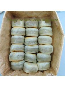 Fresh and Authentic Green Bean Cake Pastry
