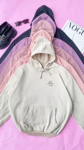 Sweater Wanita Stylish: Pilihan Sweater Sablon Tambonia & Hoodie Oversize