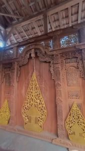 Gunungan Wayang Kelir bahan Kayu Hiasan Dinding Gunungan Wayang Kayu Ukir