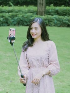 Bluetooth Selfie Stick With Light Selfie Stick Monopod Tripod Remote Adjustable Height Portable Tripods Detachable Shutter Extendable Handheld Holder 自拍杆三脚架