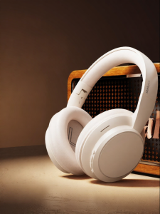 Lenovo | Noise Cancellation High Fidelity Bluetooth Wireless Gaming Headset