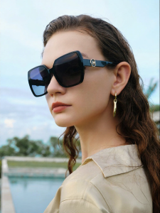 HELEN KELLER | UV Protection Fashionable Sunglasses