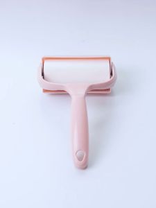 ลูกกลิ้งเก็บฝุ่น แถมม้วนกระดาษ รีฟิล50แผ่น กำจัดขนแมว ที่เก็บขน ลูกกลิ้งติดฝุ่น แบบฉีกรีฟิล