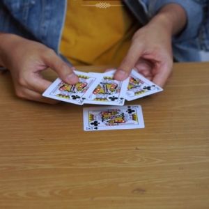 Parade King - Alat sulap kartu - trick kartu king