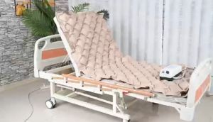 Anti-Decubitus Bubble Ripple Mattress Air Mattress with Pump