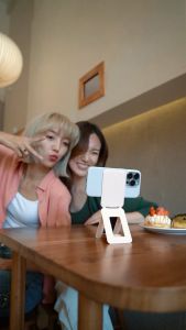 MOFT Tripod Stand MOVAS™ ขาตั้งโทรศัพท์มือถือ แถมฟรี! วงแม่เหล็ก