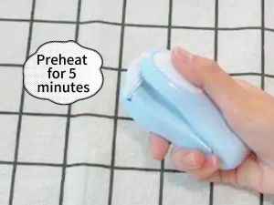 Portable Mini kitchen Sealing Household Machine Heat Sealer Household Fast Sealing and Closing Tool (Random Color)