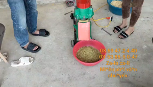 Máy ép tạo viên cho gà vịt trâu bò 3 con lăn