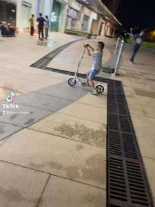 [HCM -Q7] Xe trượt Scooter người lớn bệ đứng rộng thoải mái chất lượng xuát Châu Âu tải trọng 80kg