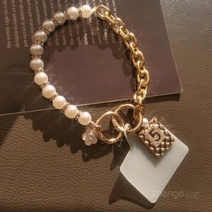Fashionable Short Mobile Phone Lanyard Womens Style Pearl Lock Chain Small Tag Metal Chain Durable Handbag Strap Universal Phone Case