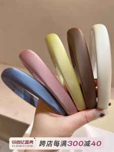 Elegant Satin Surface Versatile Basic French Solid Color Sponge Hairband for Women in Pink and Blue Popular Blogger Style