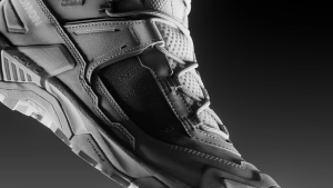 SALOMON Ultra 5 Mid Gore-tex Women Outdoor Shoes in Burlwood / French Roast / Rattan
