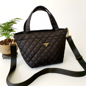 New 2023 Versatile Nylon Single Shoulder Bag Casual Crossbody Waterproof Lightweight Tote Fashion Handbag for Youth