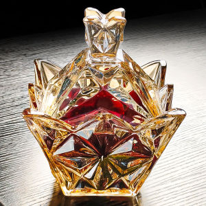 2025 New Crystal Glass Bowl with Lid for Hotel Snacks Drunken Shrimp Fruit Tray Candy Box Luxury Amber Color Sugar Box