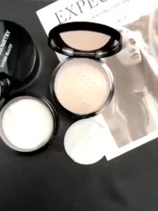 Lameila Waterproof Oil Control Loose Powder Long-lasting Anti-sweat Loose Powder