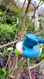 【รับประกัน 5 ปี】เครื่องตัดหญ้าไฟฟ้าไร้สาย ฟรีแบต50000mah 2ก้อน ซื้อ 1 แถม 13 ยต่อการใช้สำหรับกำจัดวัชพืชตัดไม้ทวงคืนพื้นที่รกร้าง มอเตอร์ไร้แปรงความเร็วสูง พับเก็บได้ ใบเลื่อยอัลลอยด์ขนาดใหญ่ 23ซม. เครื่องตัดหญ้าเล็ก เครื่องตัดหญ้าแบต เครื่องตัดหญ้าไร้สาย