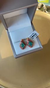 💥ต่างหูโมรา ต่างหูพลอยแท้ดีไซน์อุบลมาลี ถมทองคำแท้24k เครื่องประดับของแท้ สินค้ามีใบรับประกันดูแลตลอดการใช้งานมั่นใจได้ AUFU STORE