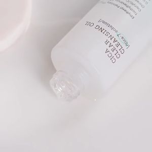 COSRX Pure Fit CICA Clear Cleansing Oil 200ml: Solusi Pembersih Wajah untuk Kulit Berminyak & Jerawat