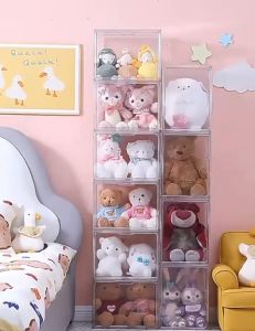 ●SG Seller● Stackable Multi Storage Purposed Clear Plastic Storage Bins with Magnetic Attraction Lid Dust-Proof Storage Box for Bag Book Soft ToyPerfumes and Souvenirs | Large Figures Collectibles Showcase | Toys Displays Box | Book Storage Box