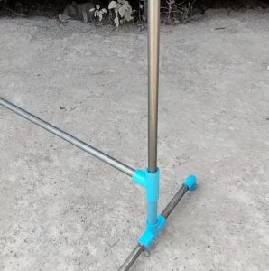 ราวตากผ้าเหล็กพับได้แข็งแรง ทนทาน พร้อมขาตั้งแบบพกพา CHINO TRADING GROUP