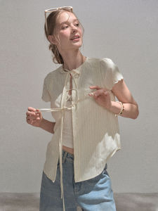 Summer Lightweight Striped Shirt Womens Short Sleeve round Neck French Style Small Shirt Top Breathable Cotton Polyester Blend