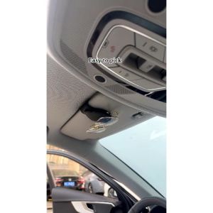 Kẹp Treo Kính Ô Tô Da PU Cao Cấp Có Logo Theo Hãng Xe - Kẹp Cài Kính Ô Tô Hít Nam Châm Độc Đáo Đa Năng Tiện Dụng