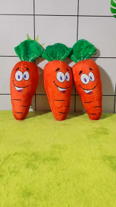 GẤU BÔNG CÀ RỐT DỄ THƯƠNG BÁNH LAYS ĐỎ CÁ CHÉP MẨU MỚI BÁNH MÌ ĐỘC LẠ MẨU ĐẸP 25CM CAO CẤP