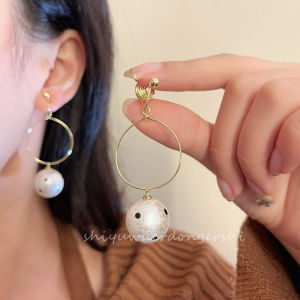 Hong Kong Style Retro Polka Dot Pearl Earrings Womens No Piercing Ear Cuff Fashionable Geometric Shape Alloy Ear Decorations